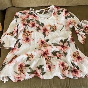 Beautiful maternity floral top